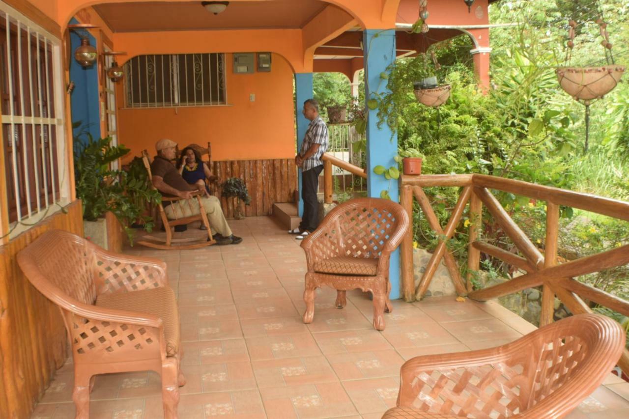Hostel Bulaba ซานตาเฟ ภายนอก รูปภาพ